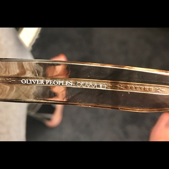 Diff 2 toned sunglasses like new n case main image 4